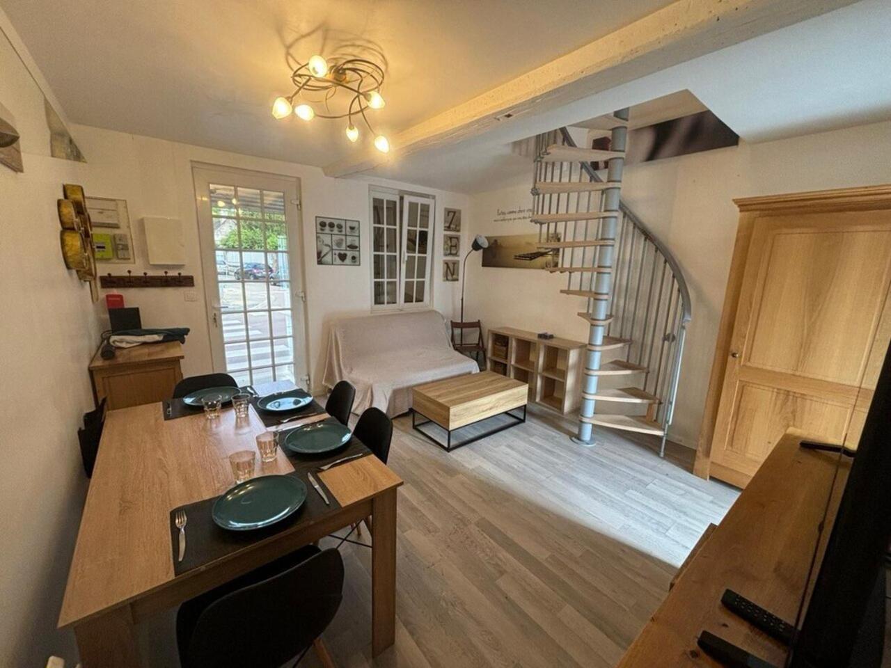 Charmante Maison Wifi Tele 65 Pouces Netflix Choisy-au-Bac 外观 照片